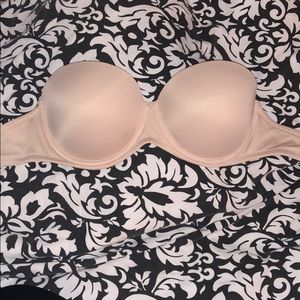 PINK Victoria’s Secret strapless bra